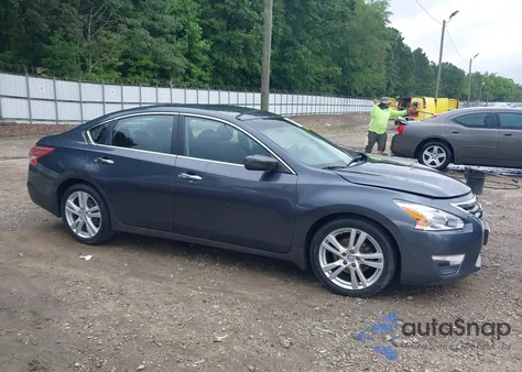 2013 Nissan Altima 3.5 S из США, поврежденный, VIN 1N4BL3AP1DC146821